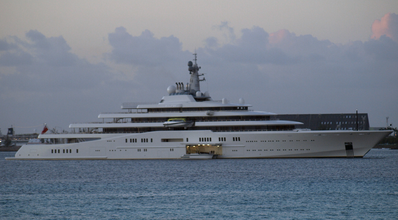 yacht-eclipse_yacht_landing_boat